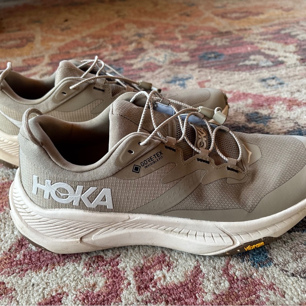 Women’s Hoka one one women’s transport gortex taupe sneakers - Picture 2 of 8